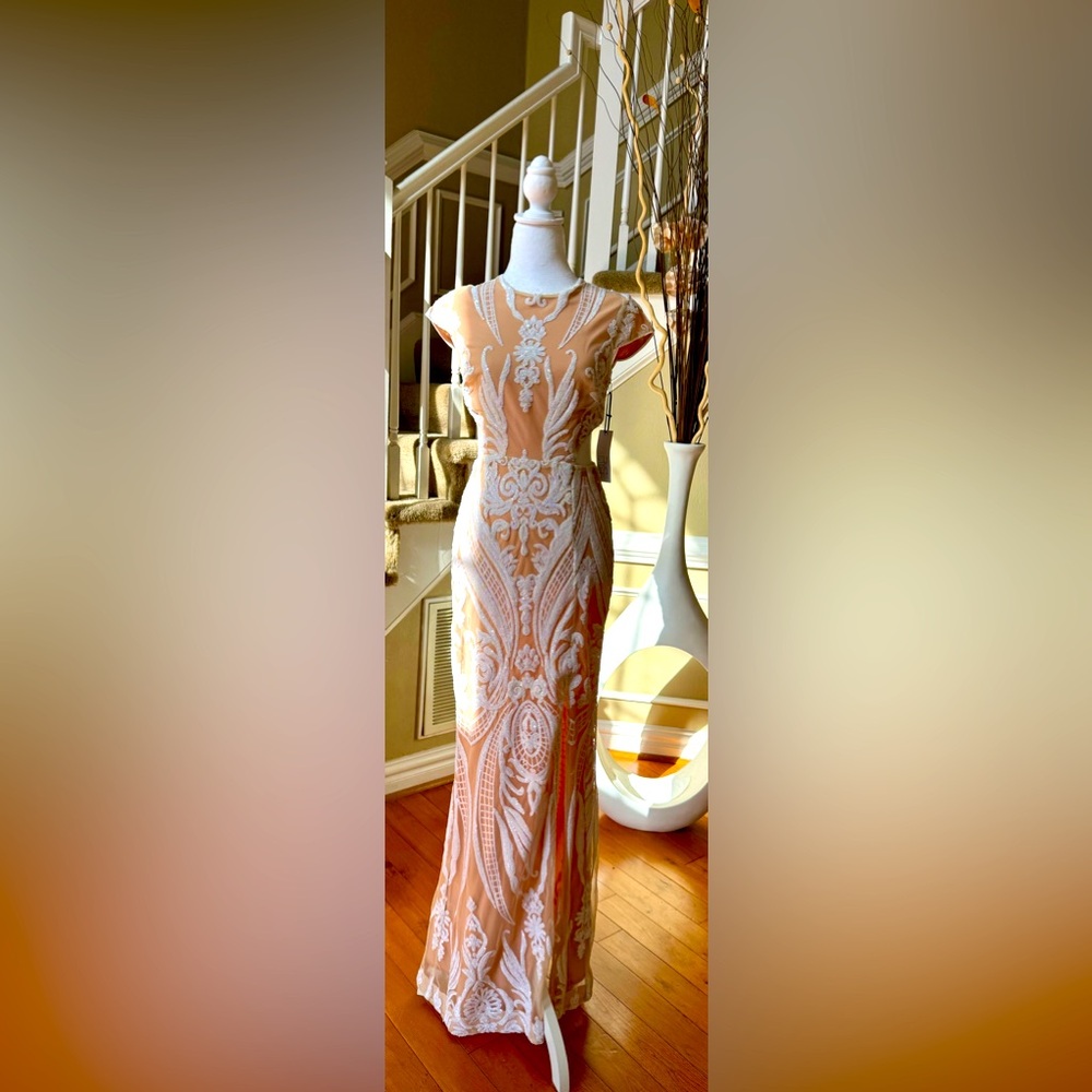 RYSE The Label Gown